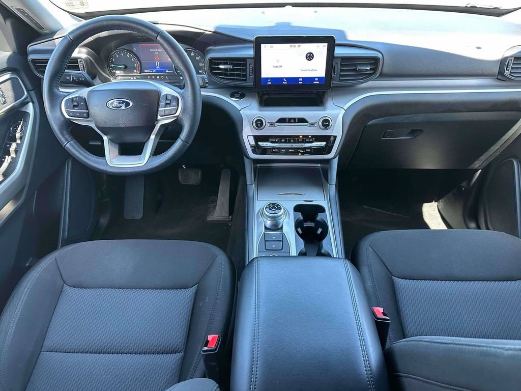 Used 2023 Ford Explorer XLT AWD/4WD image 13