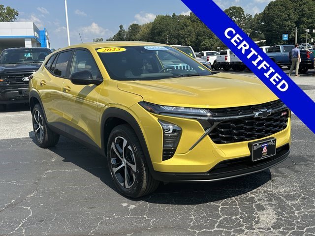 Certified 2025 Chevrolet Trax RS