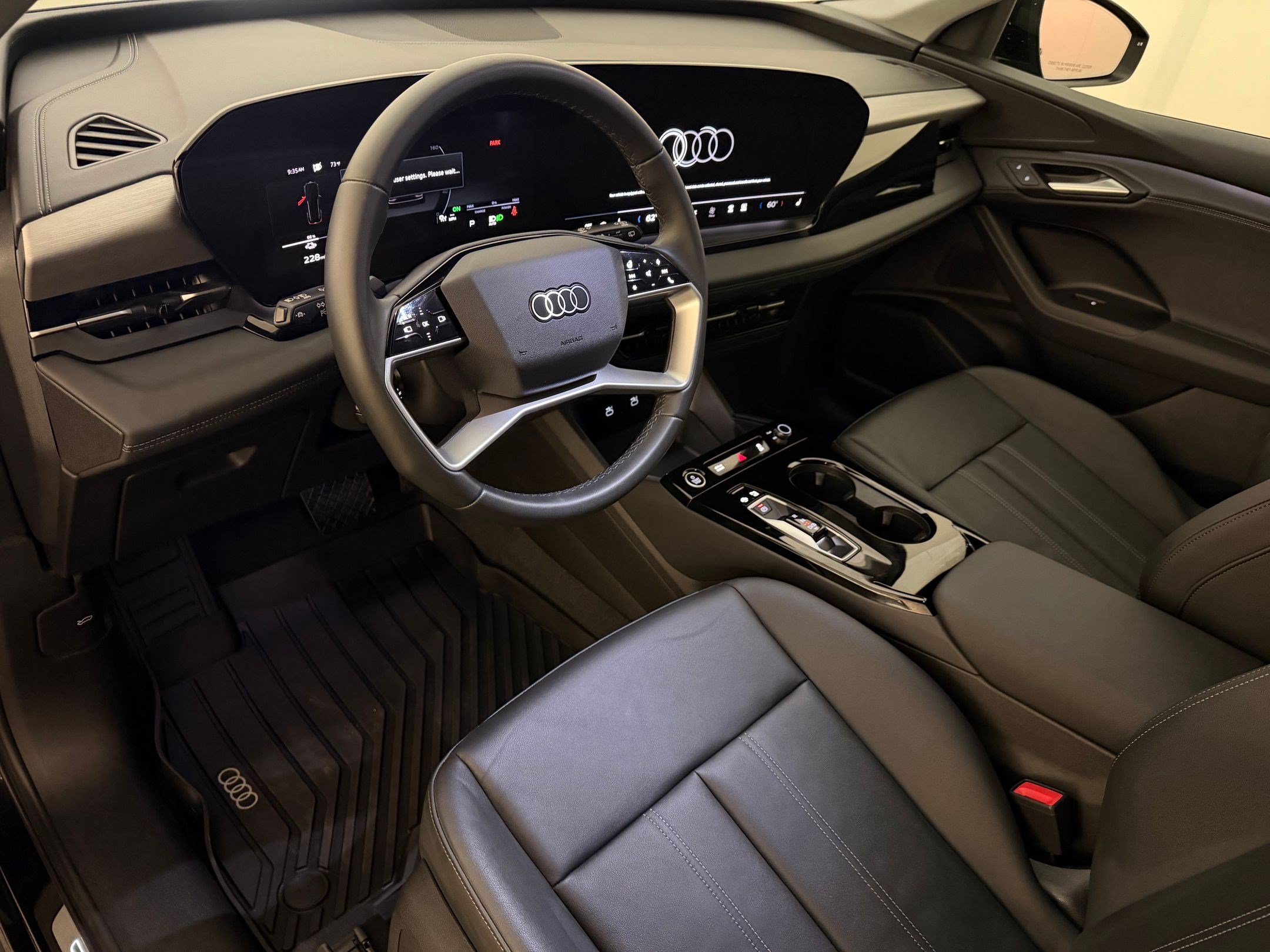 Certified 2025 Audi Q6 e-tron Premium w/ Convenience Package RWD image 4