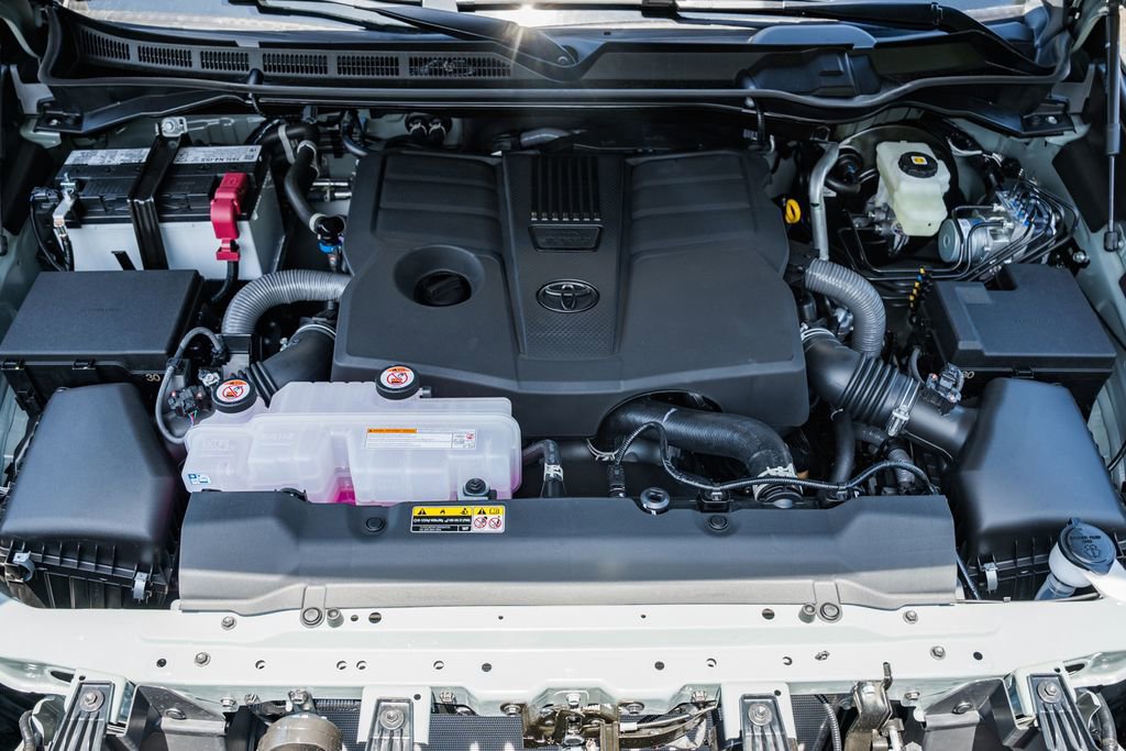 New 2026 Toyota Tundra SR5 AWD/4WD image 19