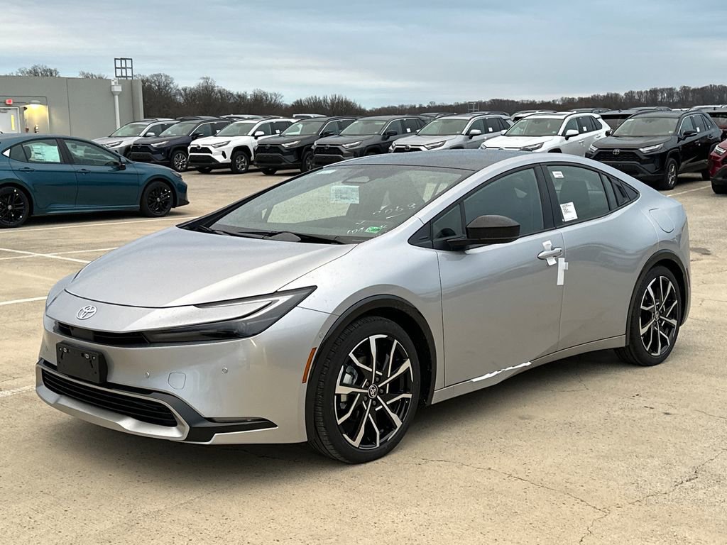 New 2026 Toyota Prius Plug-In Hybrid image 2
