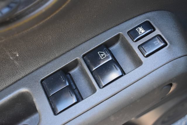 Used 2012 Nissan Cube 1.8 S w/ Interior Designer Pkg FWD image 19