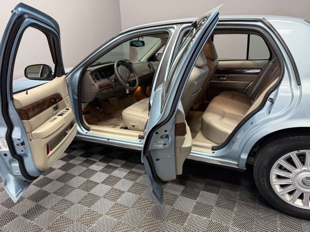Used 2010 Mercury Grand Marquis LS RWD image 13