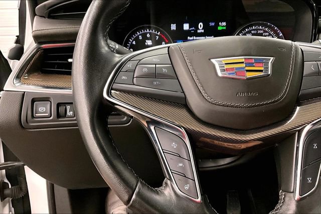 Used 2022 Cadillac XT5 Premium Luxury w/ Platinum Package AWD/4WD image 27