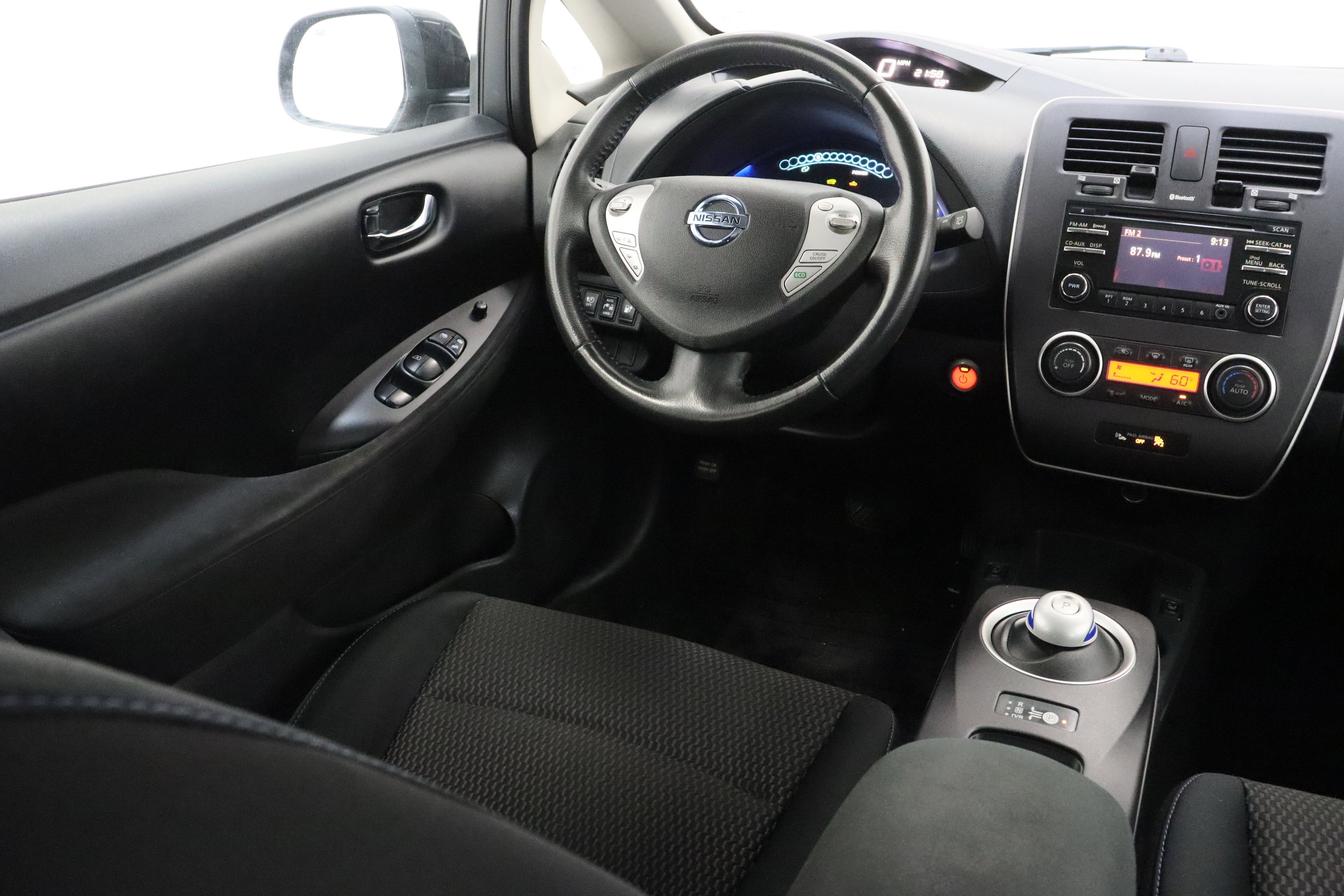 Used 2015 Nissan Leaf S w/ Charge Package FWD image 30