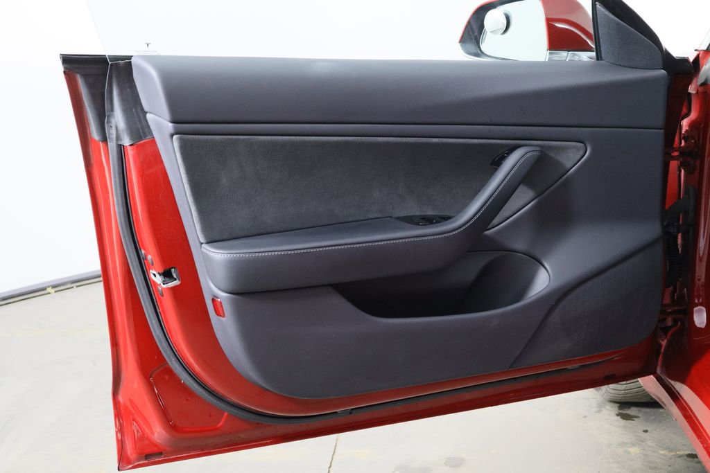Used 2019 Tesla Model 3 Long Range image 18