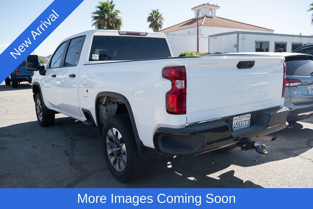 Used 2023 Chevrolet Silverado 2500 Custom w/ Custom Value Package RWD image 4