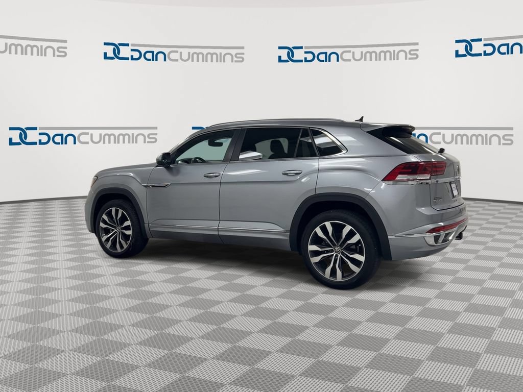 Used 2021 Volkswagen Atlas Cross Sport SEL R-Line AWD/4WD image 6