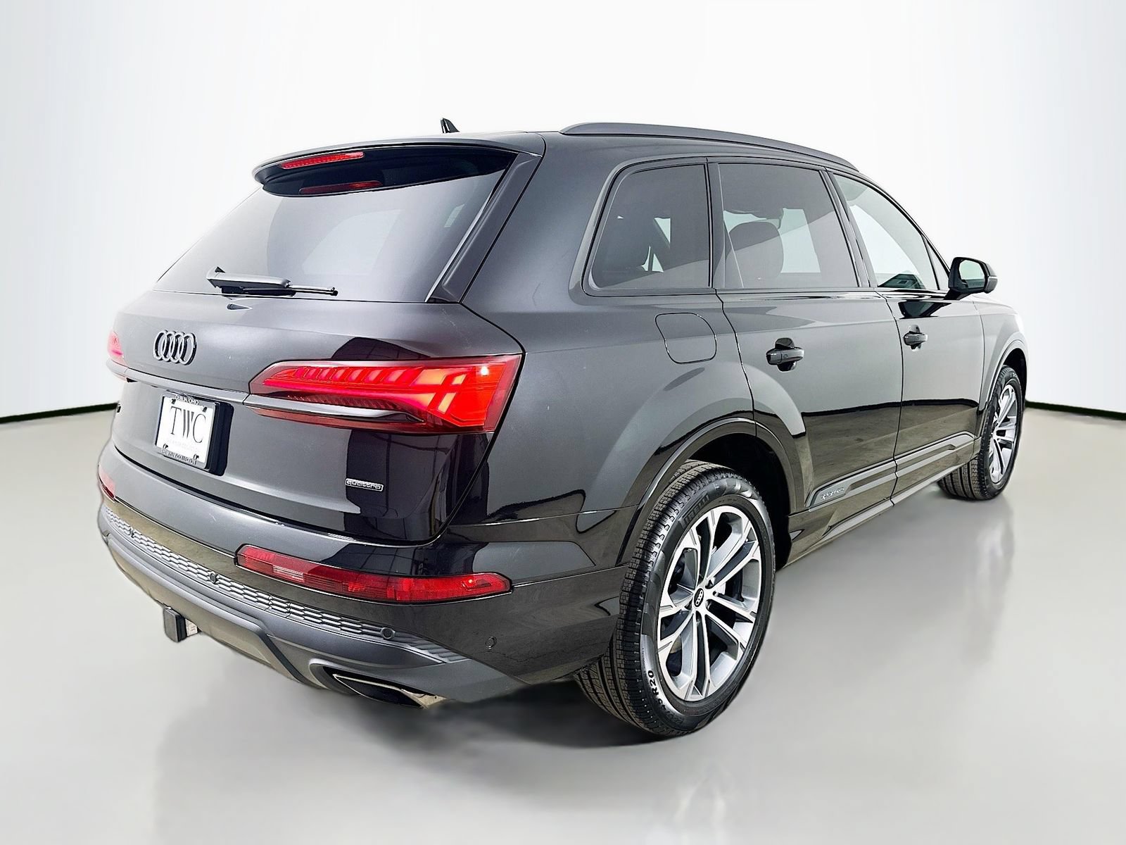 New 2026 Audi Q7 2.0T Premium AWD/4WD image 5