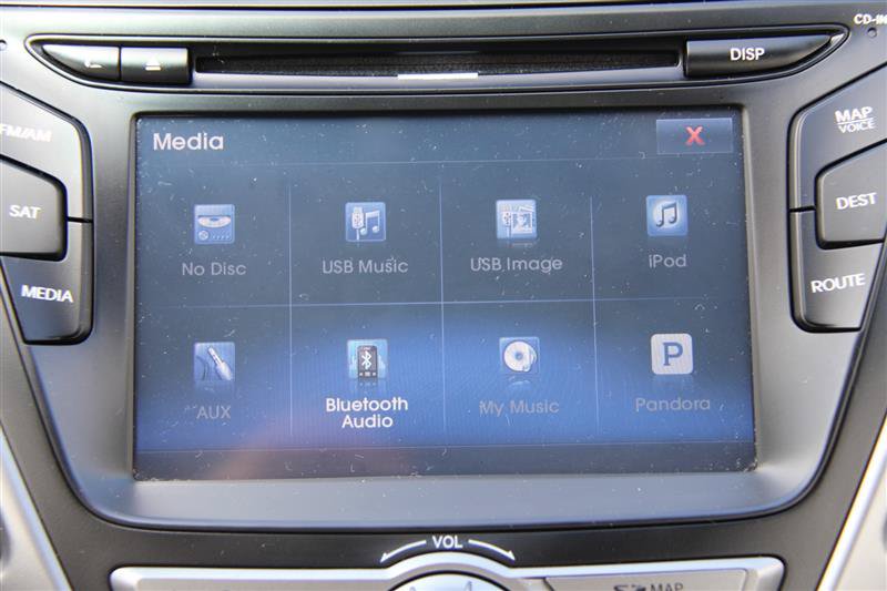 Used 2015 Hyundai Elantra Limited w/ Option Group 05 FWD image 30