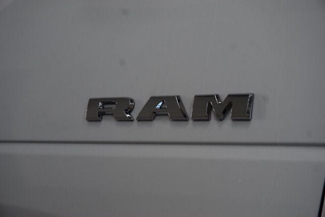 Used 2024 RAM 3500 SLT w/ Quick Order Package 2YG SLT AWD/4WD image 11