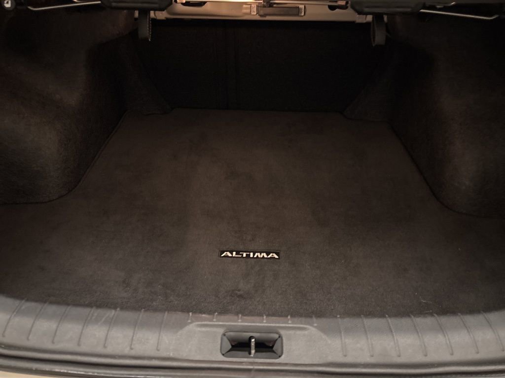 Used 2025 Nissan Altima 2.5 SV image 19