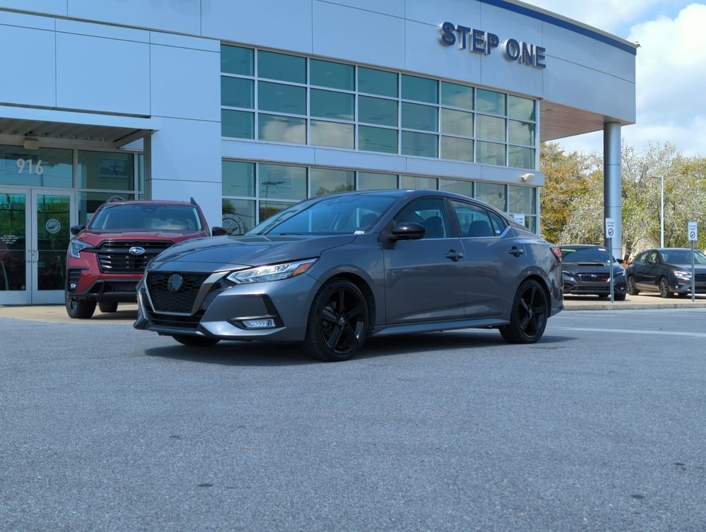 Used 2022 Nissan Sentra SR image 2