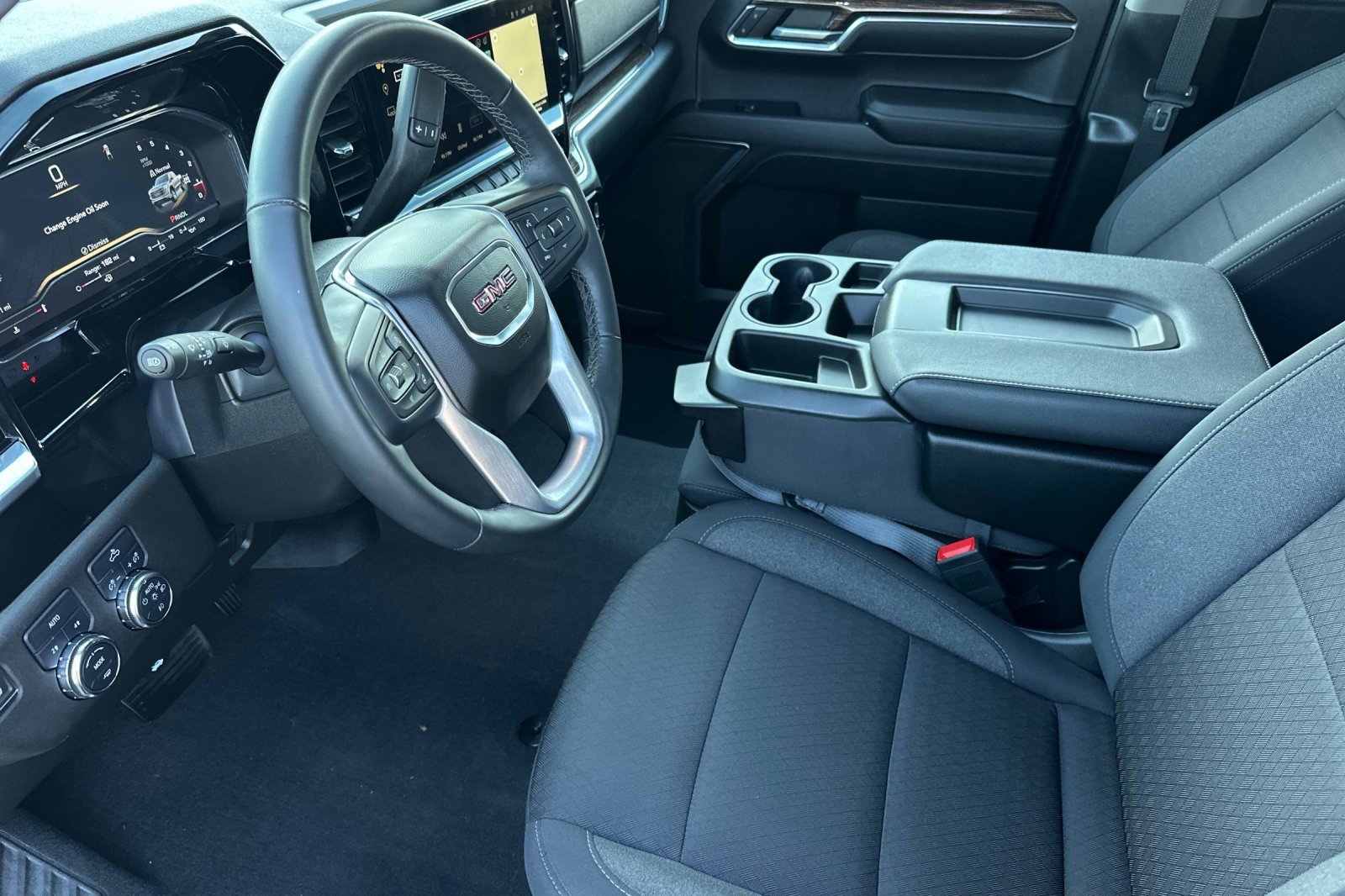 Used 2024 GMC Sierra 1500 Elevation w/ LPO, Elevation Black Package image 10