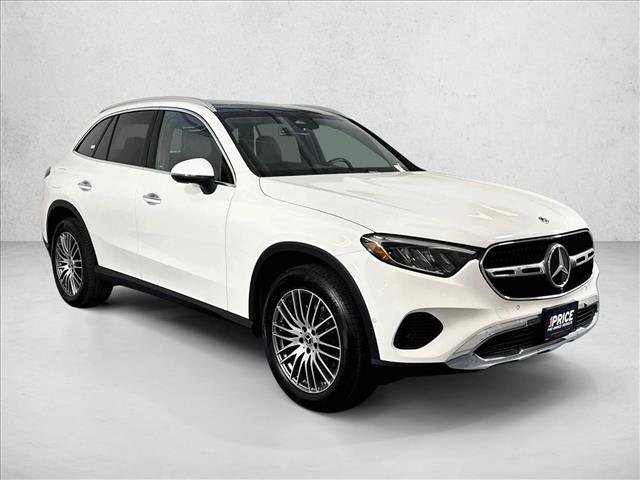 Used 2026 Mercedes-Benz GLC 300 4MATIC image 3