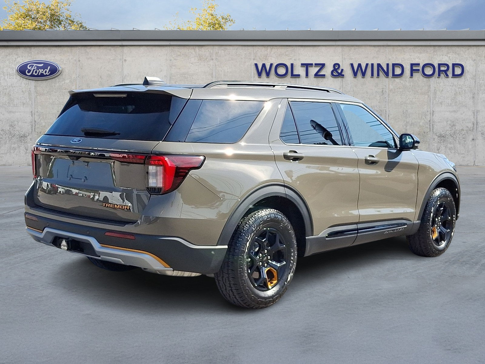Used 2026 Ford Explorer Tremor w/ Tremor Ultimate Package AWD/4WD image 6
