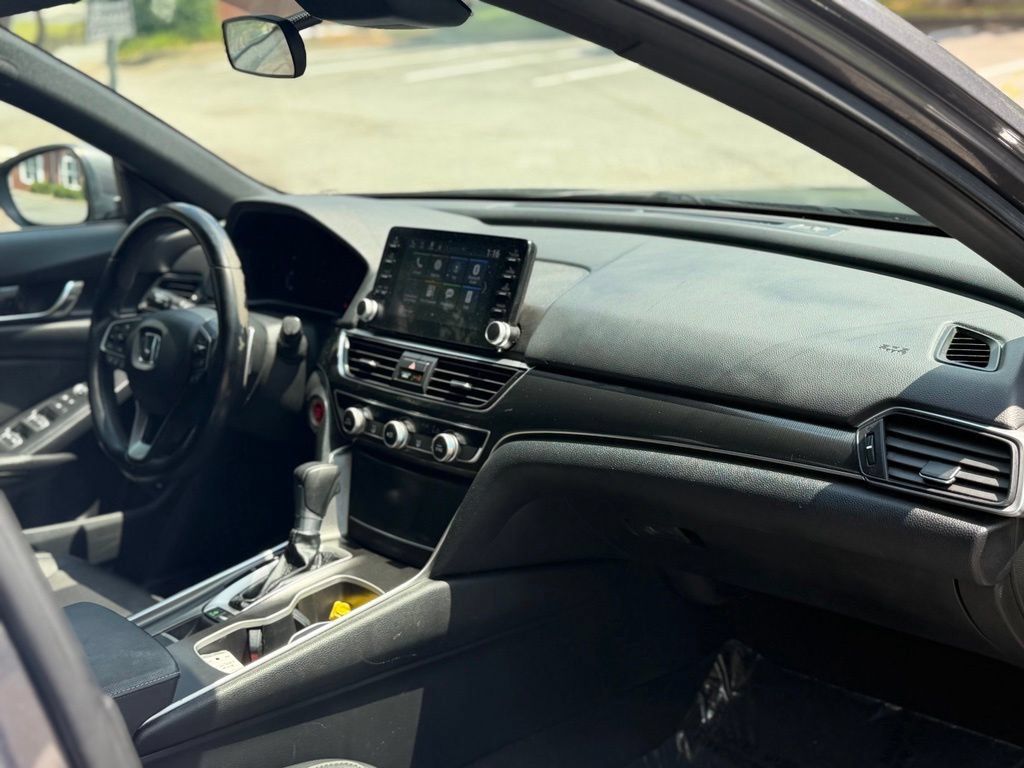 Used 2019 Honda Accord Sport image 16
