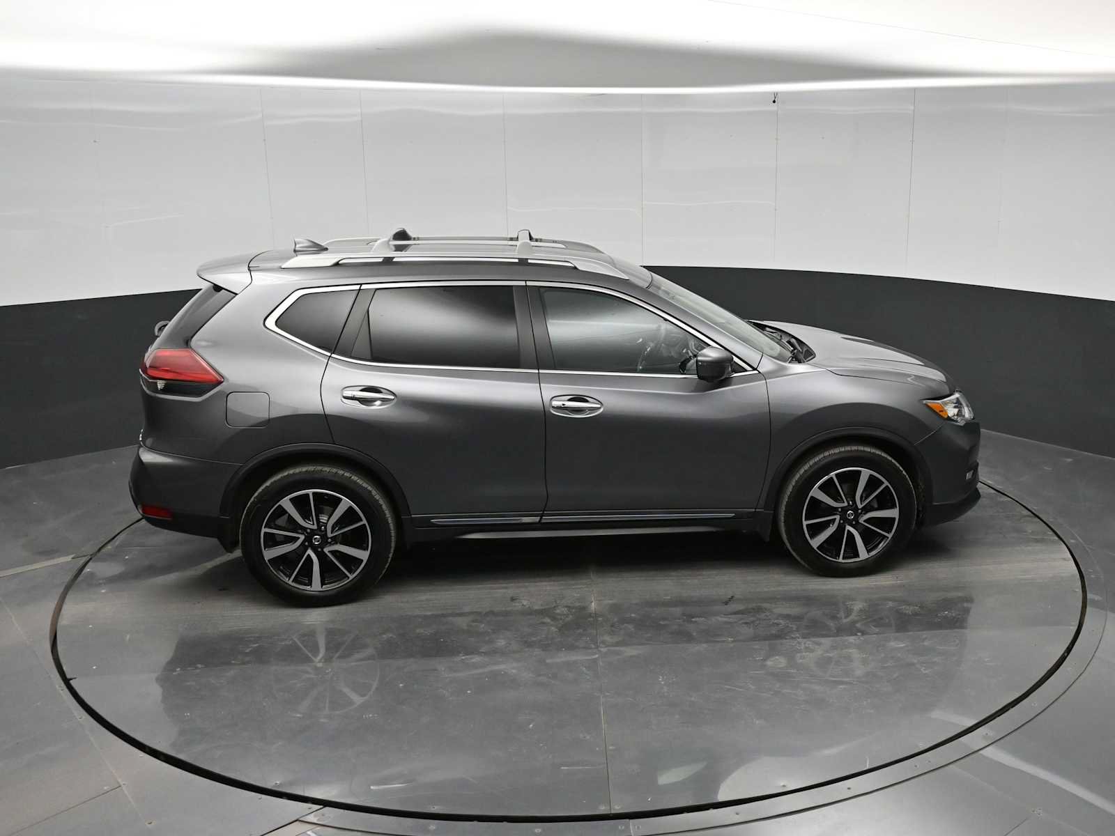 Used 2019 Nissan Rogue SL w/ Premium Package AWD/4WD image 27