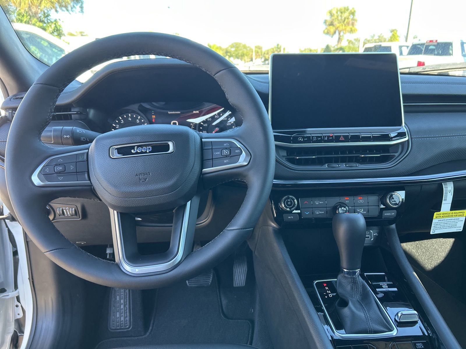 New 2026 Jeep Compass Latitude image 10
