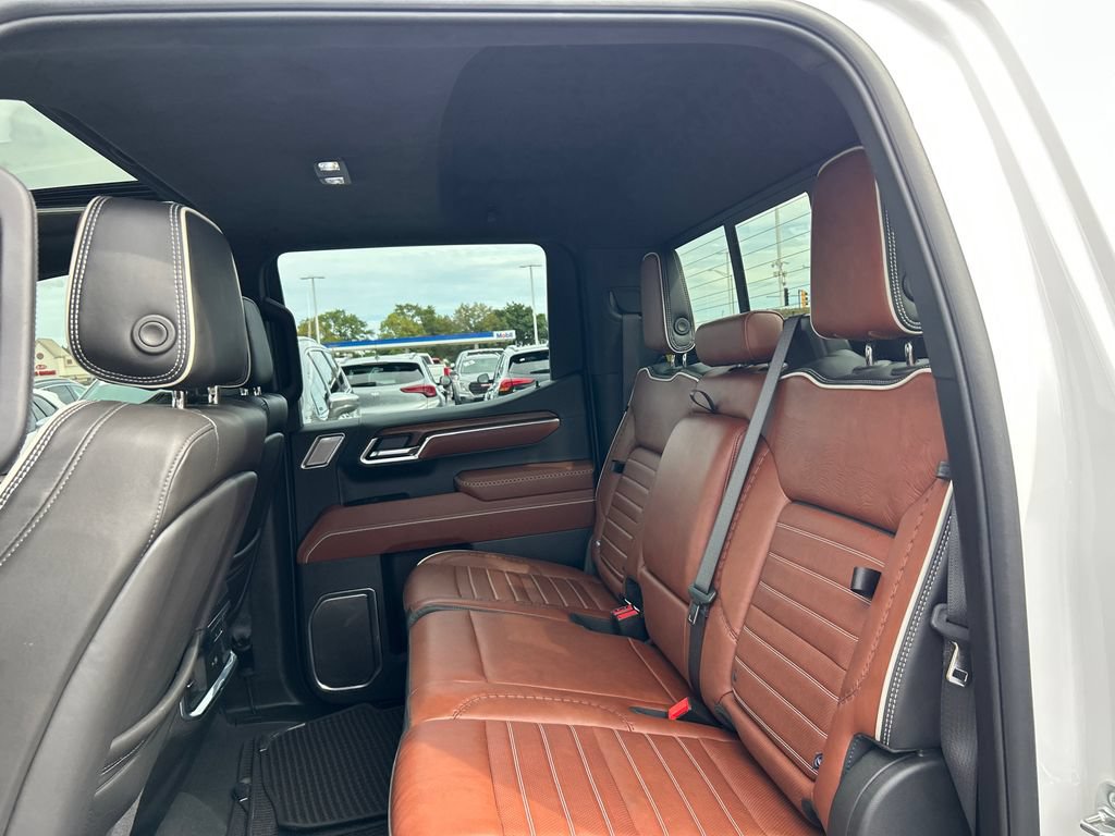 Used 2025 GMC Sierra 1500 Denali Ultimate AWD/4WD image 36