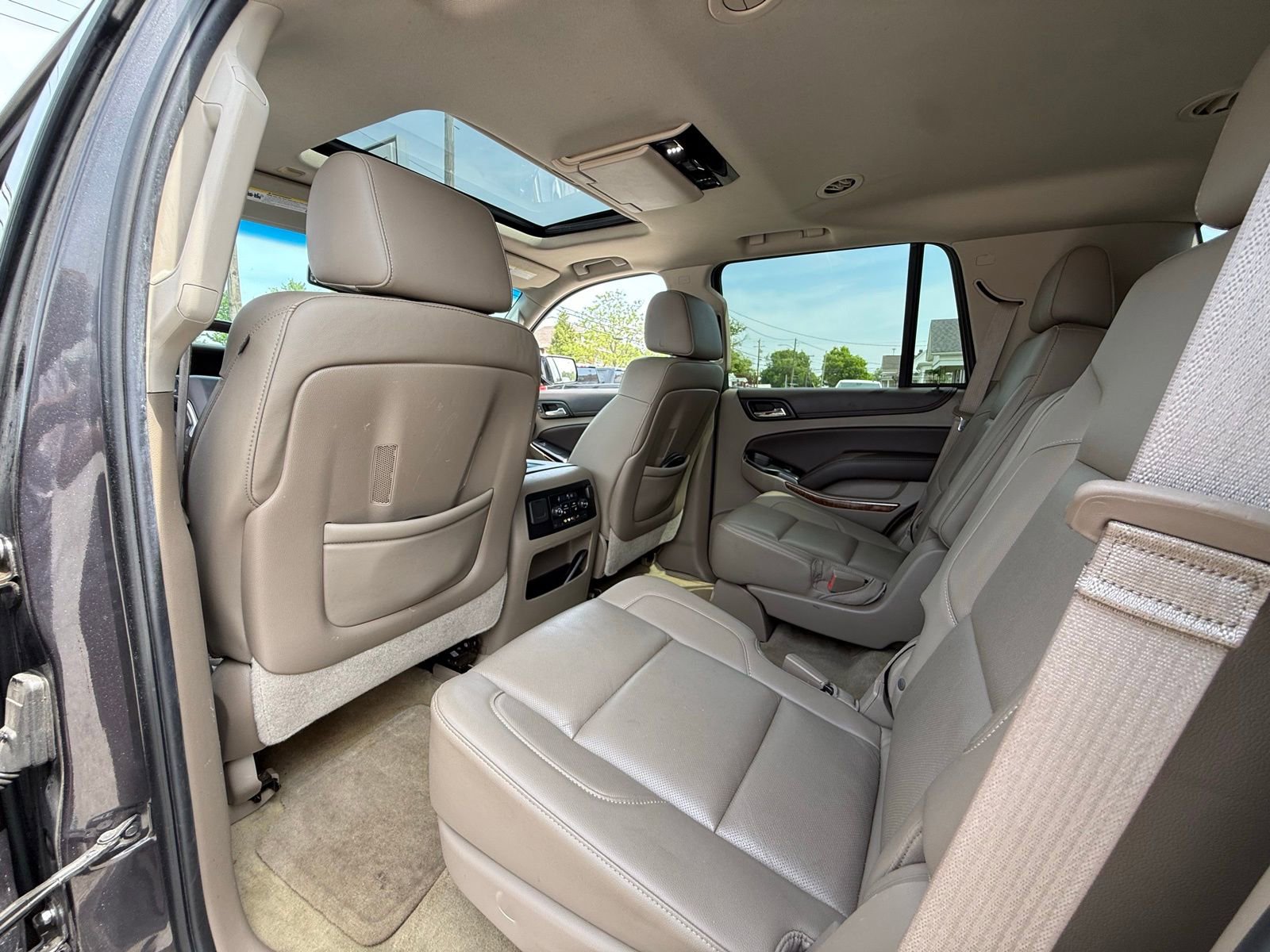 Used 2016 Chevrolet Tahoe LTZ AWD/4WD image 25