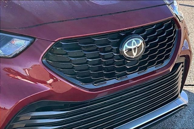 Used 2023 Toyota Highlander XSE image 29