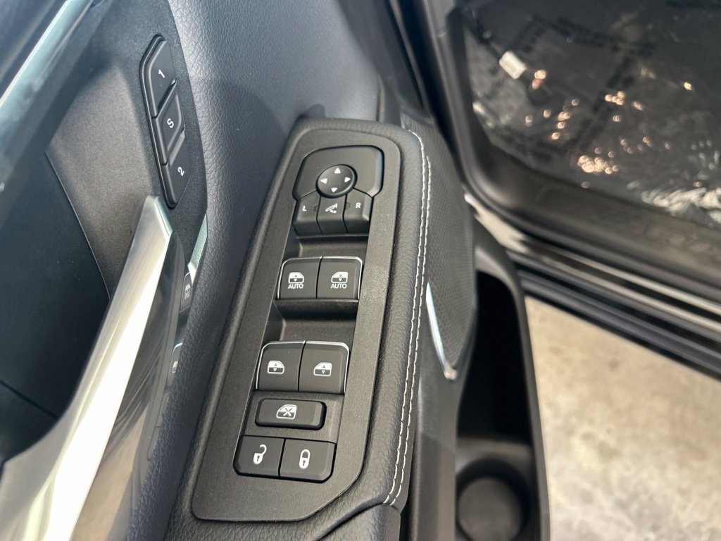 Used 2026 RAM 1500 Laramie AWD/4WD image 40