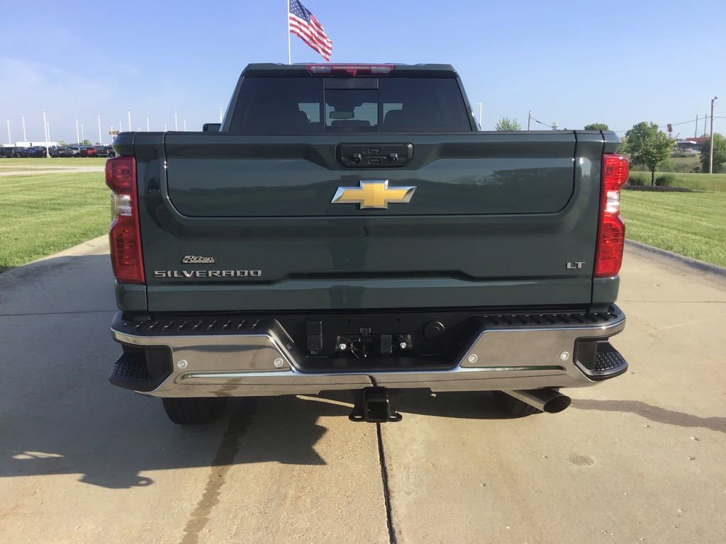 New 2026 Chevrolet Silverado 2500 LT w/ Safety Package AWD/4WD image 5