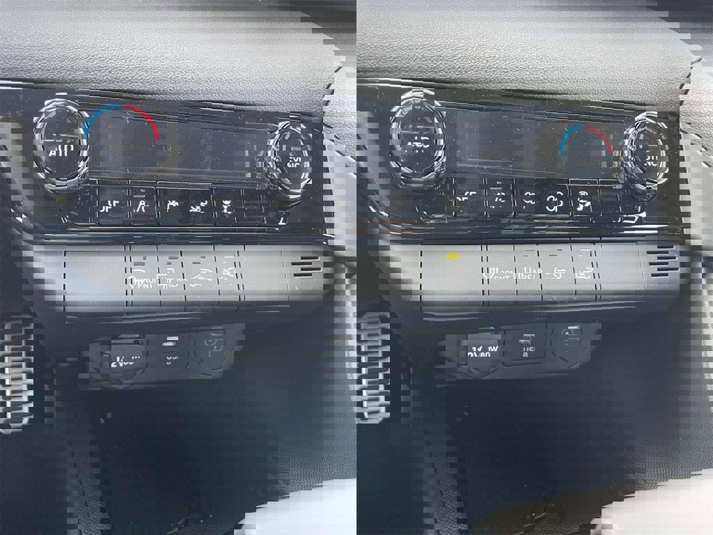 New 2026 Hyundai Elantra Sport image 15