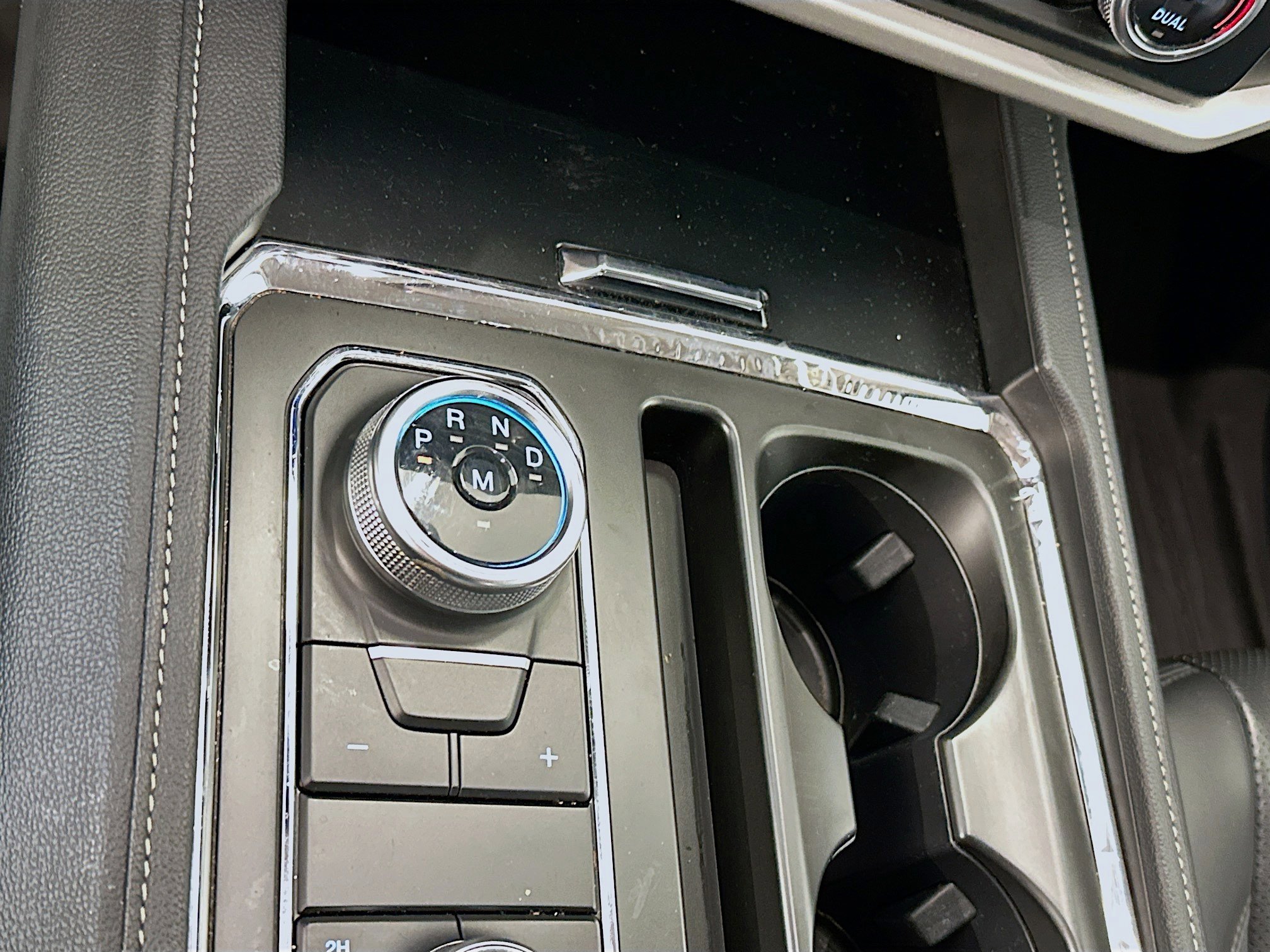 Used 2024 Ford Expedition XLT image 25