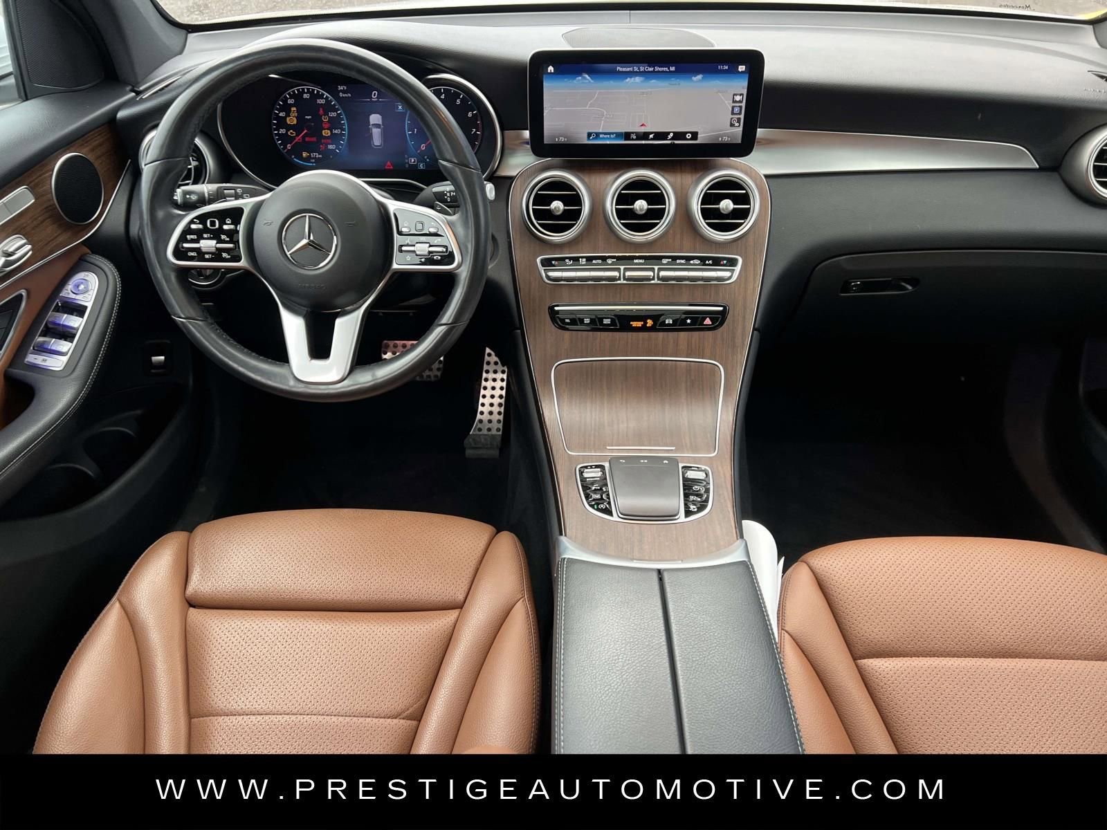 Used 2022 Mercedes-Benz GLC 300 4MATIC image 16