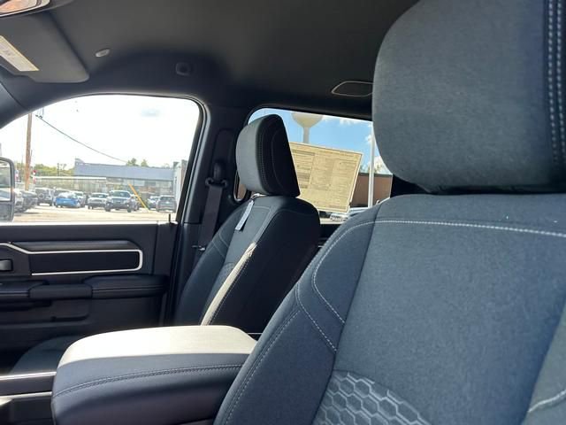 New 2026 RAM 3500 Big Horn image 12