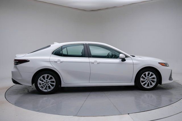Used 2023 Toyota Camry LE image 8
