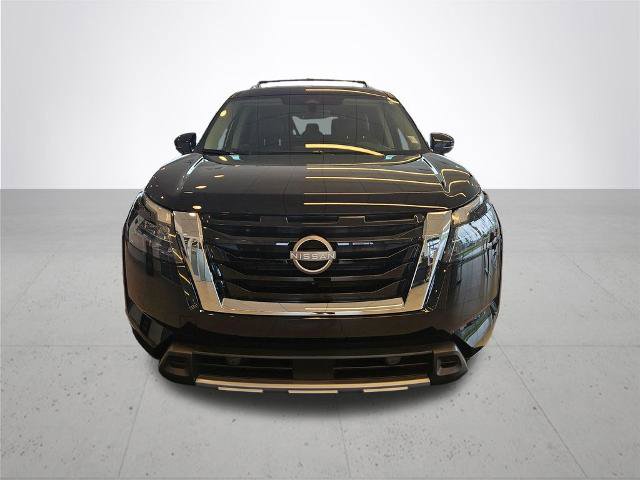 Certified 2025 Nissan Pathfinder SL AWD/4WD image 3