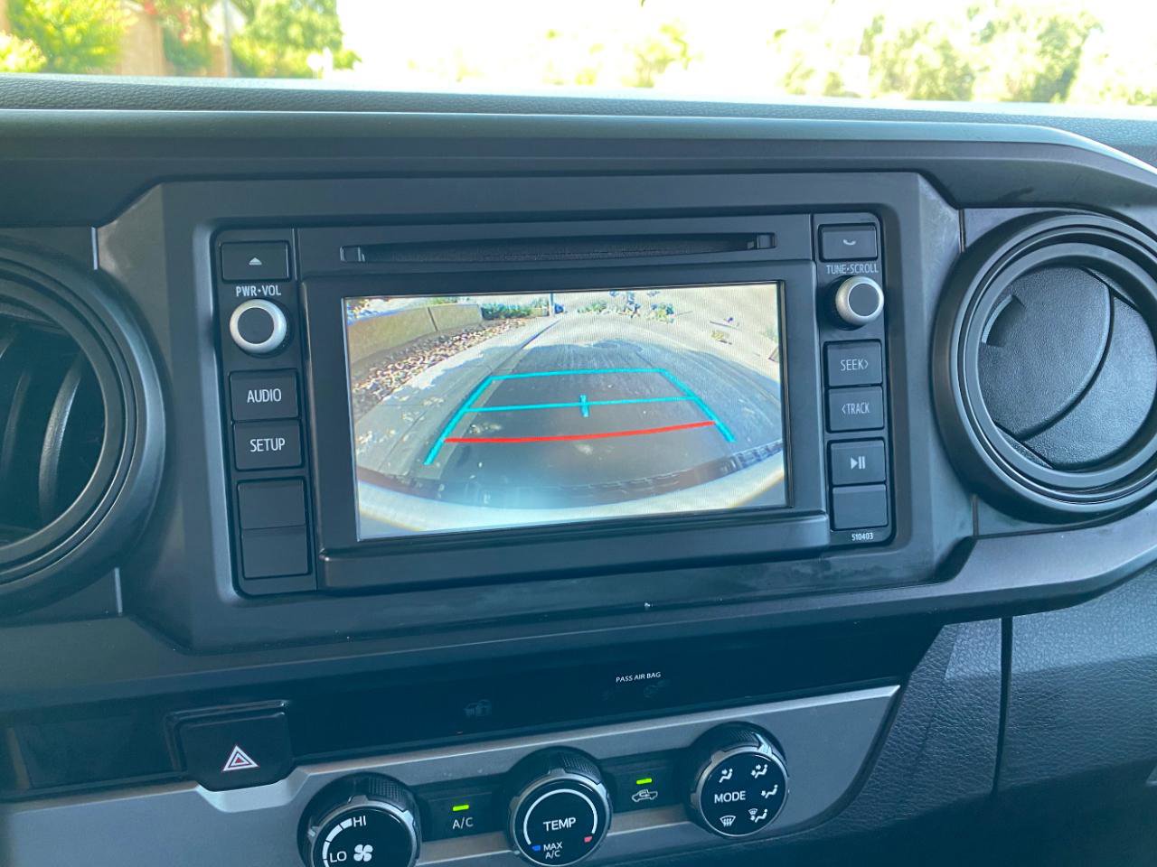 Used 2018 Toyota Tacoma SR RWD image 53