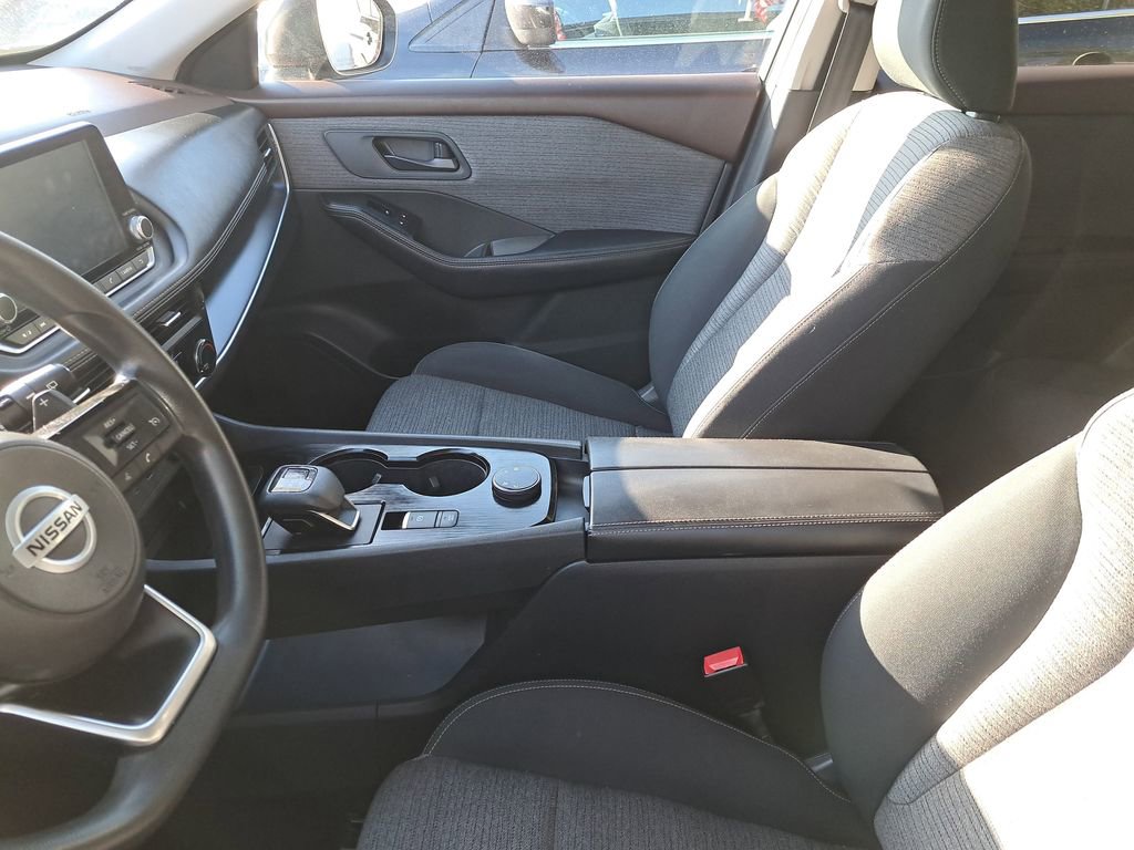 Used 2021 Nissan Rogue S image 11