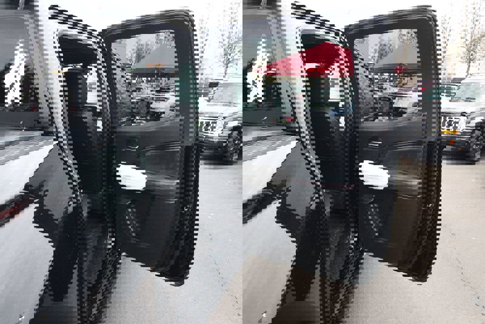 Used 2024 GMC Canyon AT4X AWD/4WD image 22