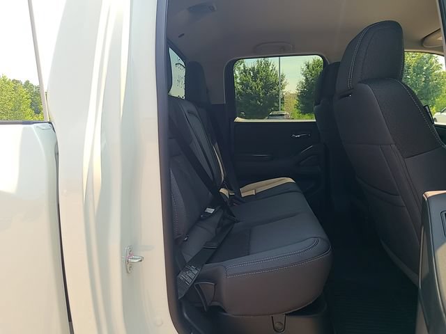 New 2026 Nissan Frontier SV w/ All-Weather Content Package AWD/4WD image 28