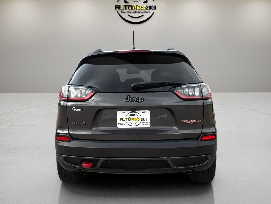 Used 2020 Jeep Cherokee Trailhawk AWD/4WD image 4
