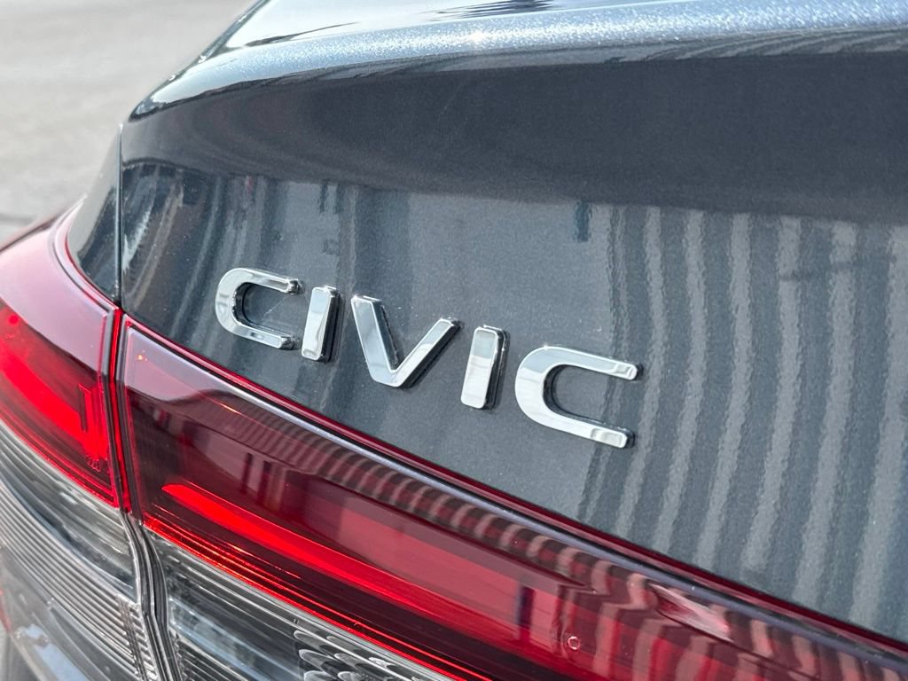 Used 2025 Honda Civic Sport image 11