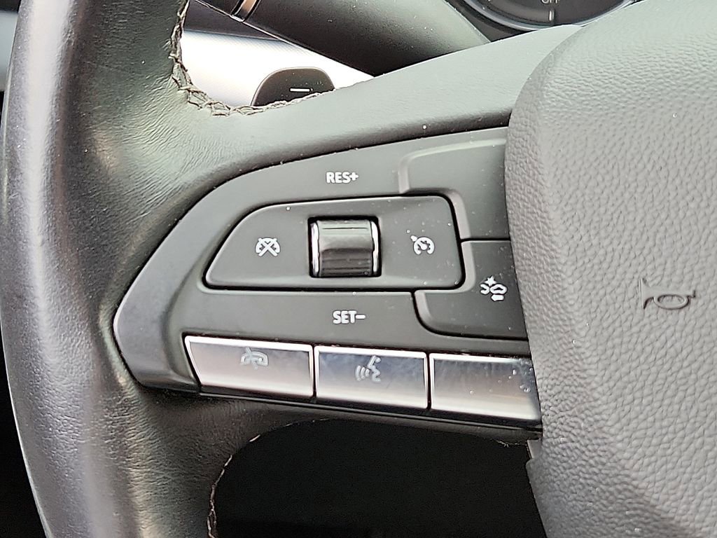 Used 2022 Cadillac XT4 Premium Luxury w/ Cold Weather Package image 21