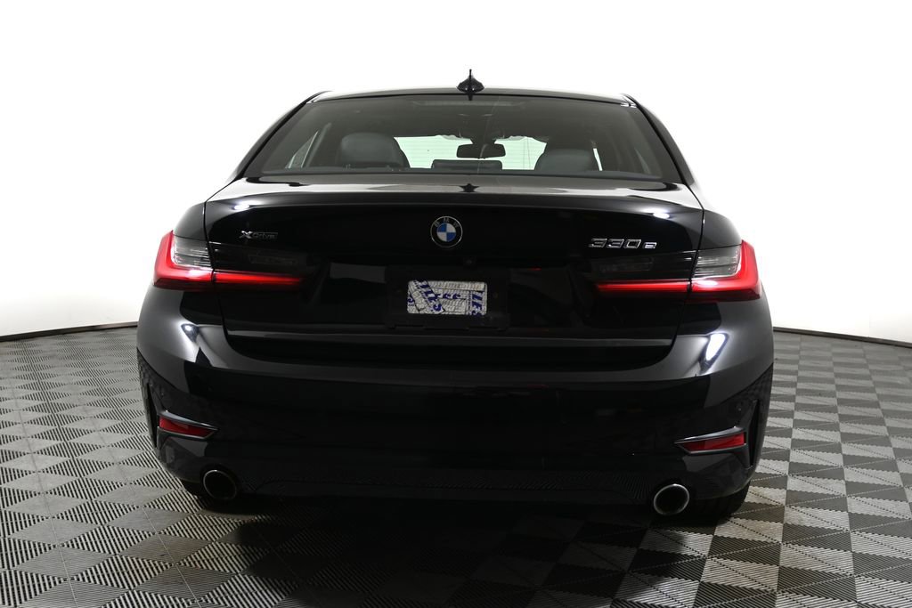 Used 2021 BMW 330e xDrive w/ Convenience Package image 6