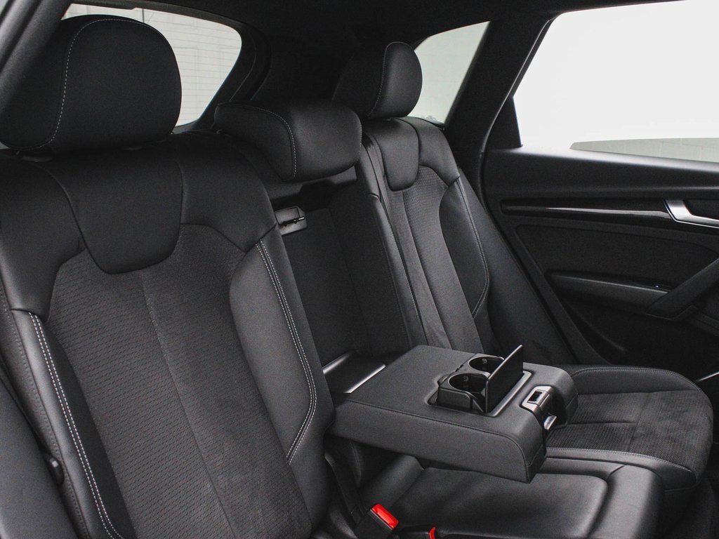 Used 2023 Audi SQ5 Premium w/ Convenience Package image 36