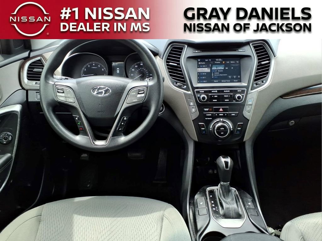 Used 2018 Hyundai Santa Fe Sport w/ 2.4L Value Package 02 image 9