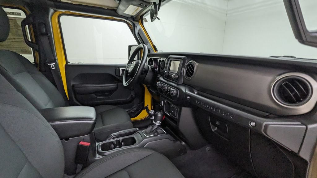 Used 2021 Jeep Wrangler Unlimited Sport AWD/4WD image 32
