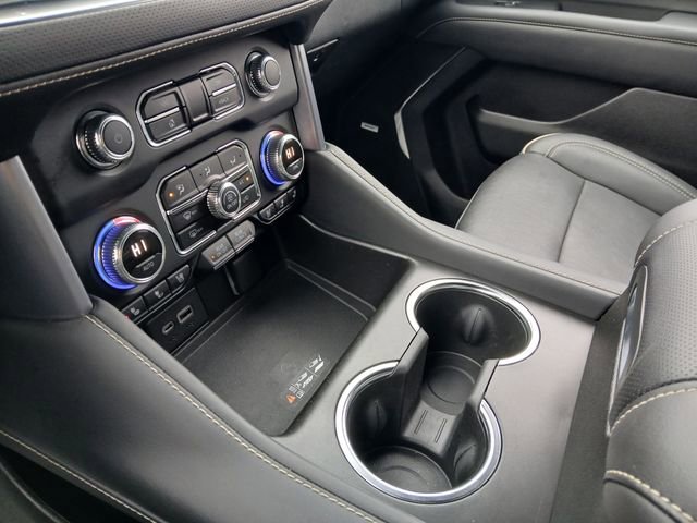 Certified 2022 GMC Yukon SLT w/ SLT Luxury Package image 28