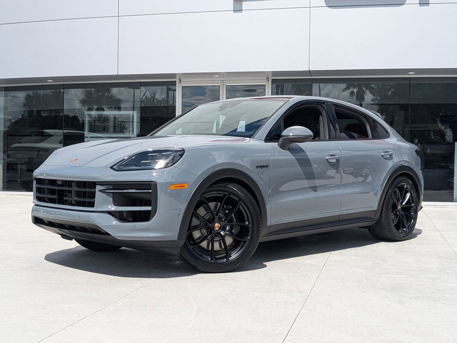 New 2025 Porsche Cayenne S AWD/4WD image 1