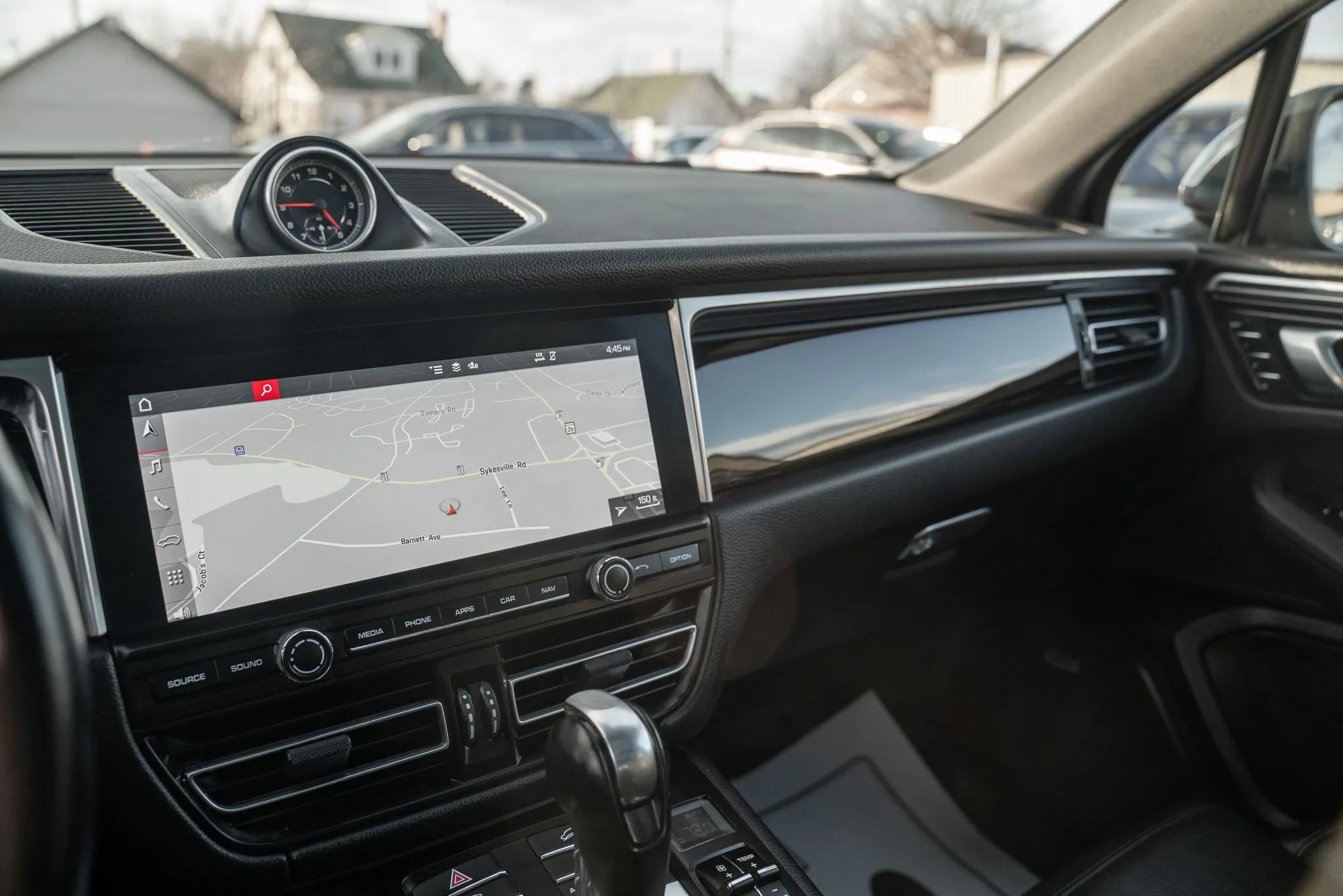 Used 2020 Porsche Macan S image 28