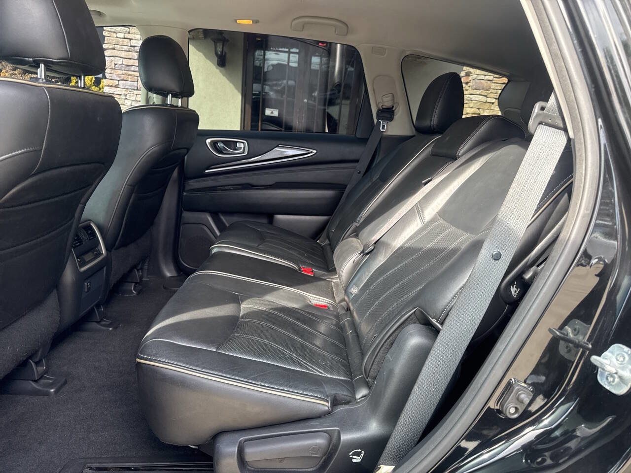 Used 2016 INFINITI QX60 AWD w/ Premium Plus Package image 11