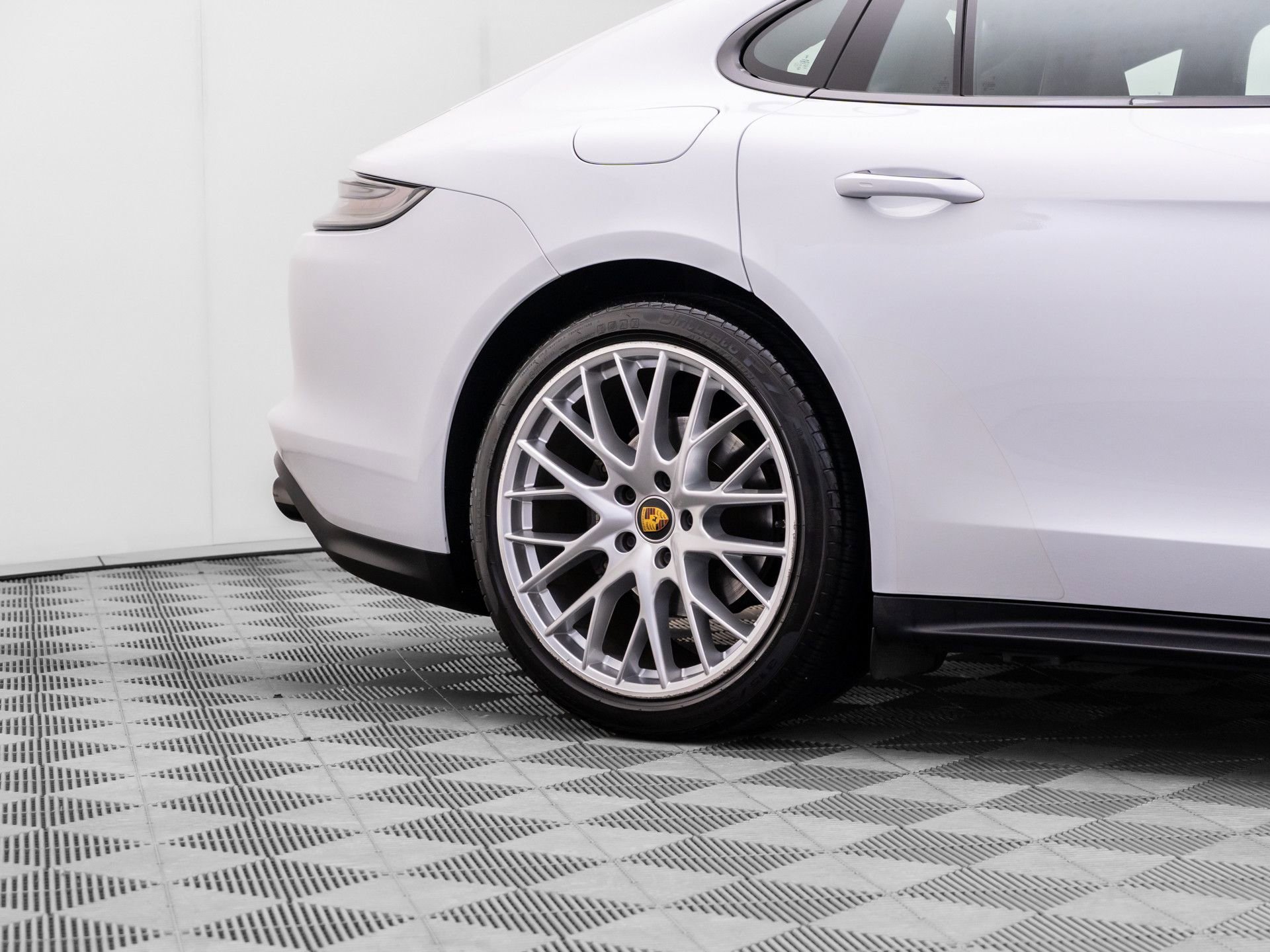 Certified 2022 Porsche Panamera 4 Platinum Edition AWD/4WD image 38
